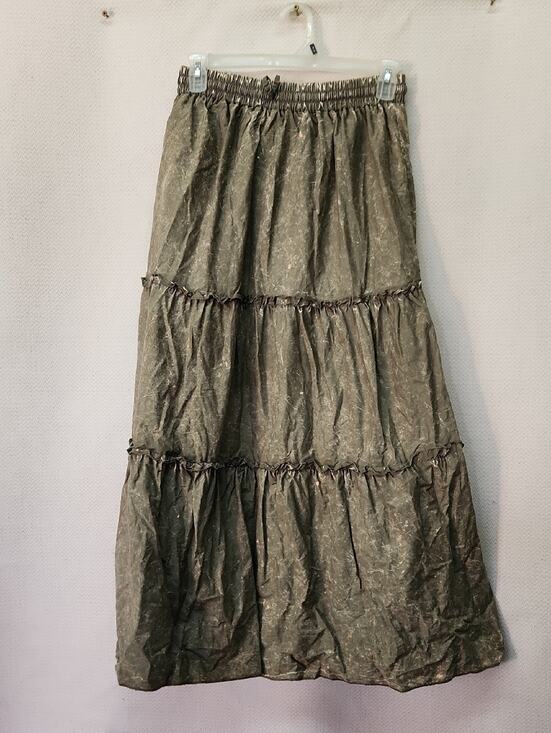 Zenana Outfitters Dresses & Skirts - Zenana Outfitters Olive Tiered Maxi Skirt